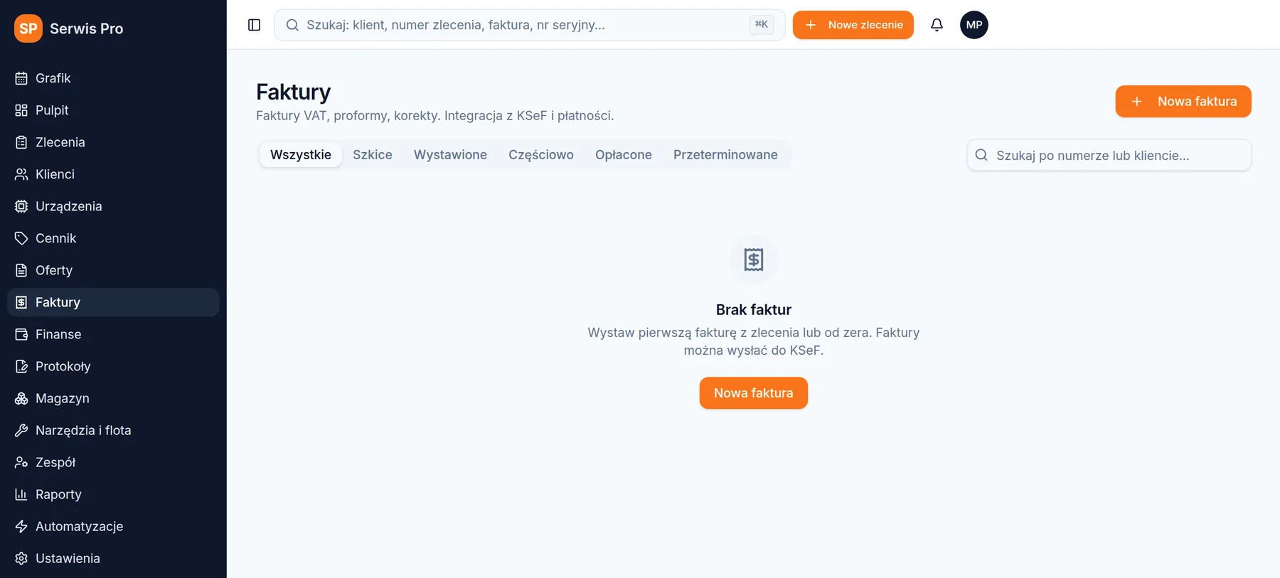 Lista faktur w Serwis Pro ze statusami i kwotami do zapłaty